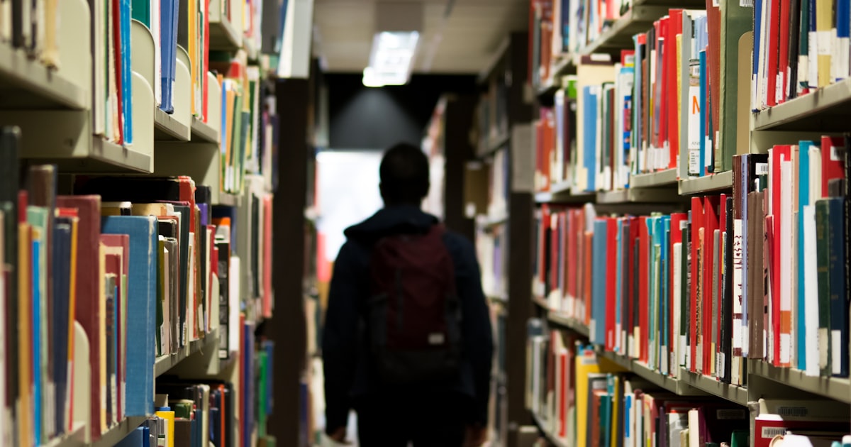 Working Part-Time While Studying Medicine Abroad